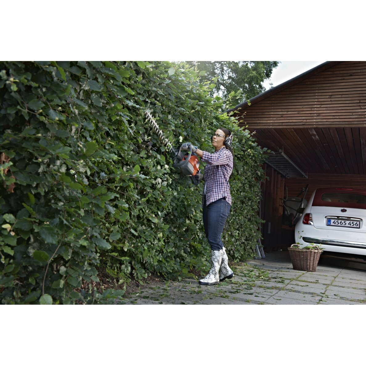 HUSQVARNA 122HD60 1