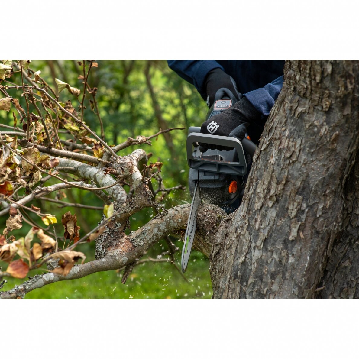 Husqvarna Aspire™ C15X-P4 2 Husqvarna Aspire™ C15X-P4 2