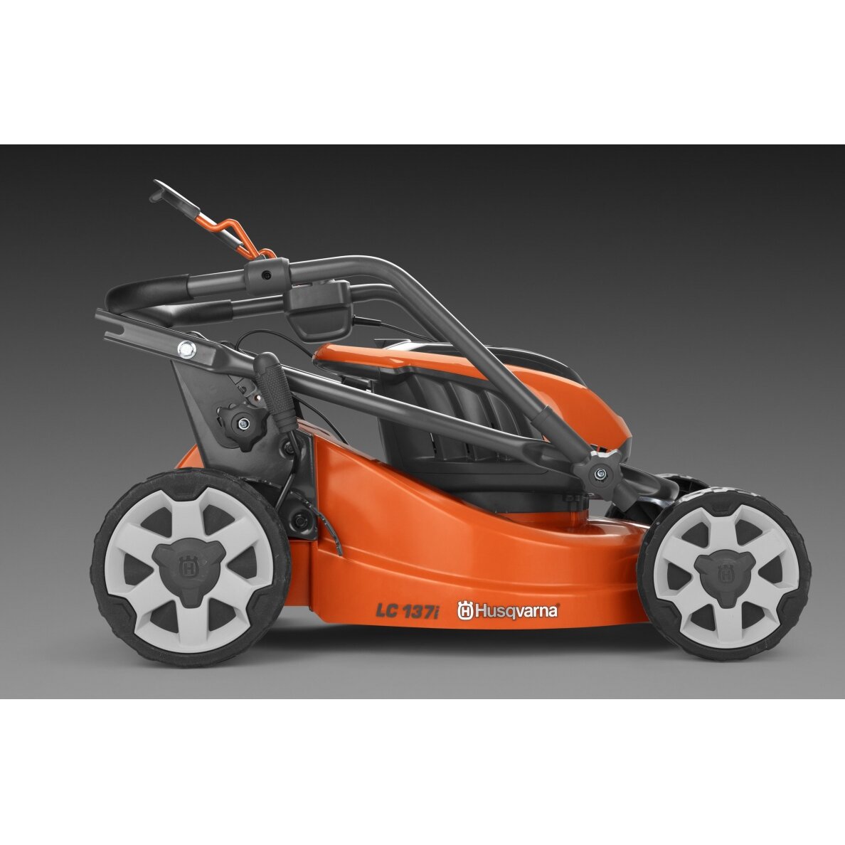 HUSQVARNA LC 137i be akumuliatoriaus ir įkroviklio 2 HUSQVARNA LC 137i be akumuliatoriaus ir įkroviklio 2