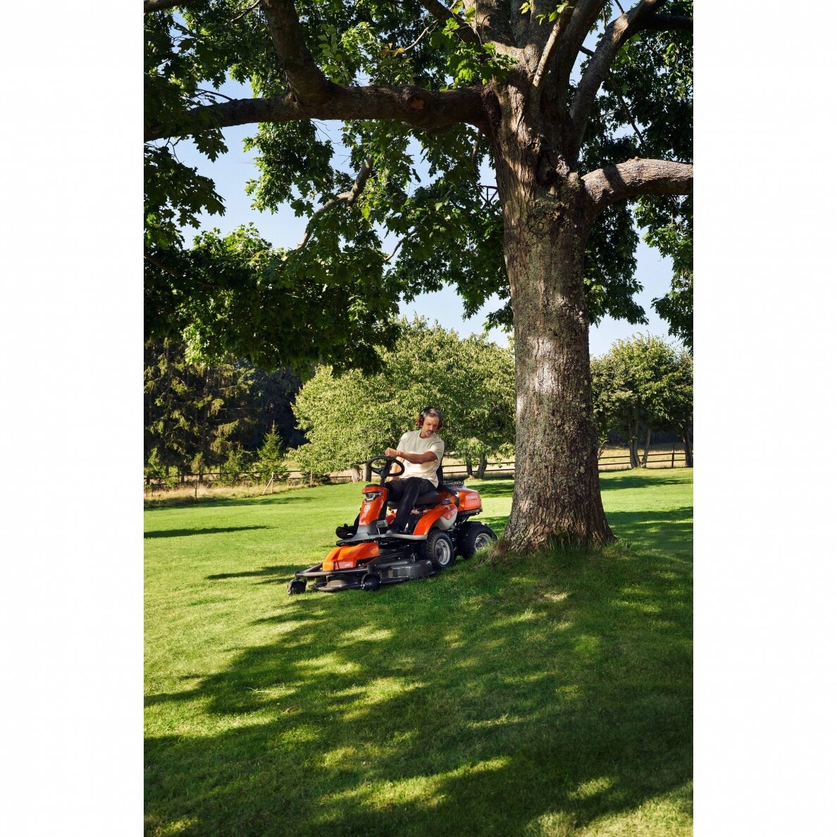 HUSQVARNA R 316TX 3 HUSQVARNA R 316TX 3