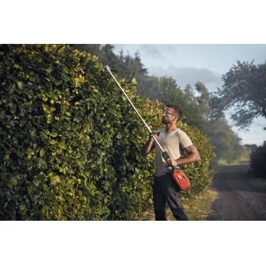 HUSQVARNA 325iLK be žoliapjovės priedo 4 HUSQVARNA 325iLK be žoliapjovės priedo 4